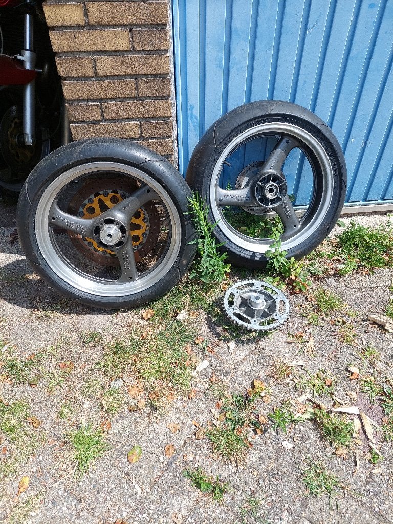 Suzuki rgv wielen, Motoren, Ophalen of Verzenden