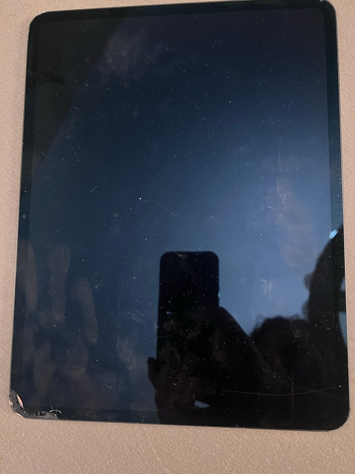 Reparatie scherm gezocht iPad Pro 13" (2024) A2925, Computers en Software, Ophalen of Verzenden, Niet werkend, 13 inch of meer