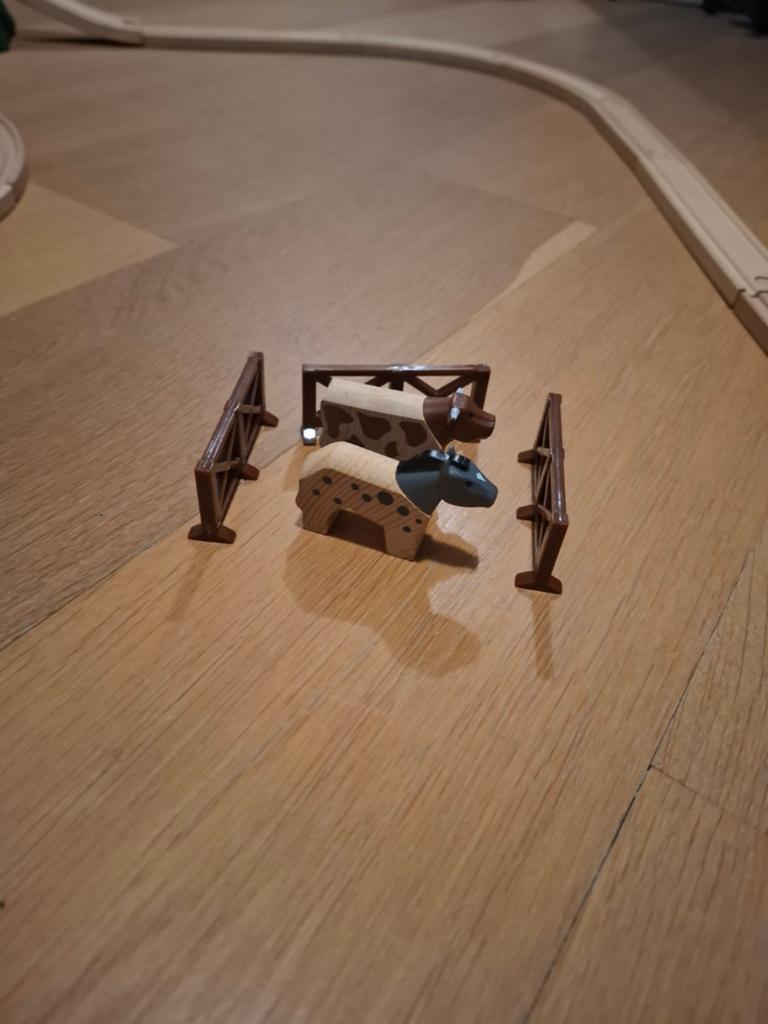 Brio houten boerderijdieren en hekjes, Kinderen en Baby's, Speelgoed | Houten speelgoed, Ophalen of Verzenden