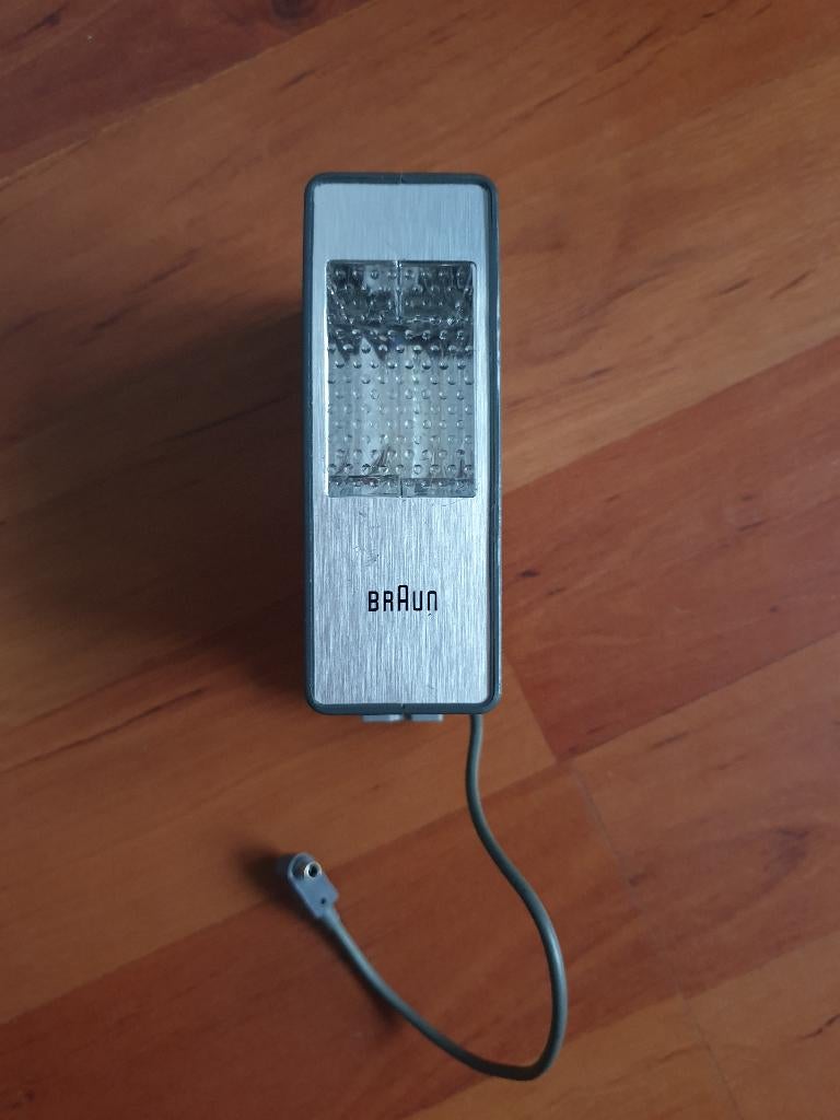 Vintage Braun Flitser – Decoratief verzamelobject, Audio, Tv en Foto, Fotografie | Flitsers, Ophalen of Verzenden, Gebruikt, Overige merken