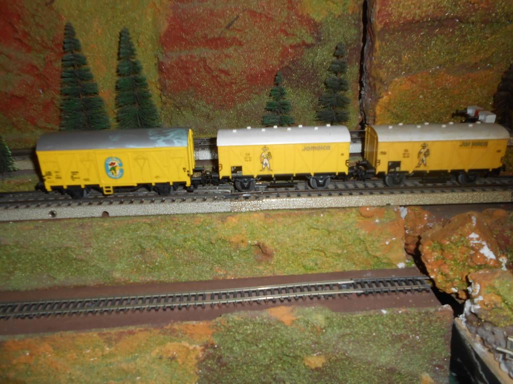 Märklin 4509 2x en 4414 1x, 3 bananen wagons, Wisselstroom, Ophalen of Verzenden, Märklin, Gebruikt