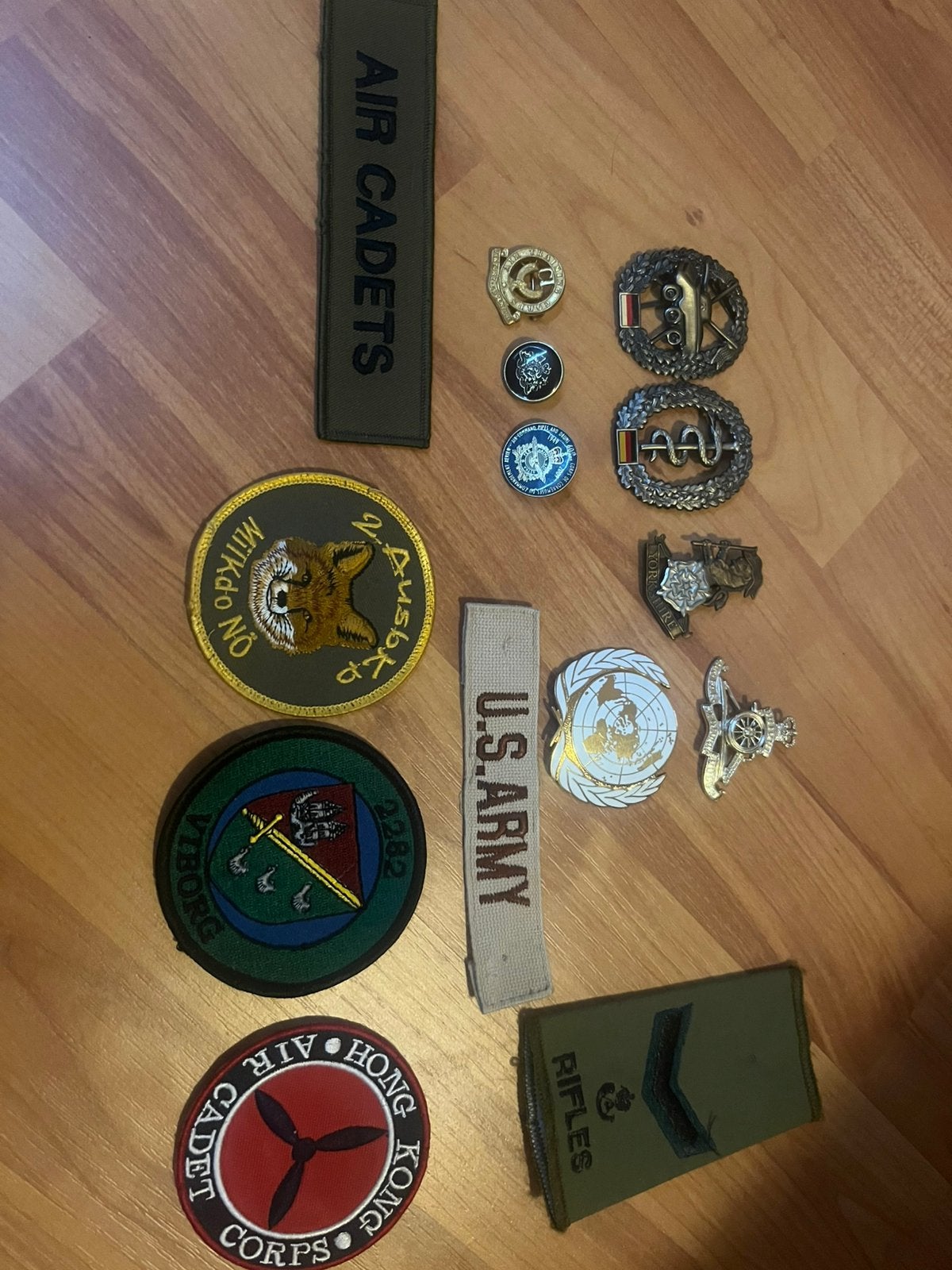 Embleem badges, Verzamelen, Ophalen of Verzenden, Nederland, Embleem of Badge