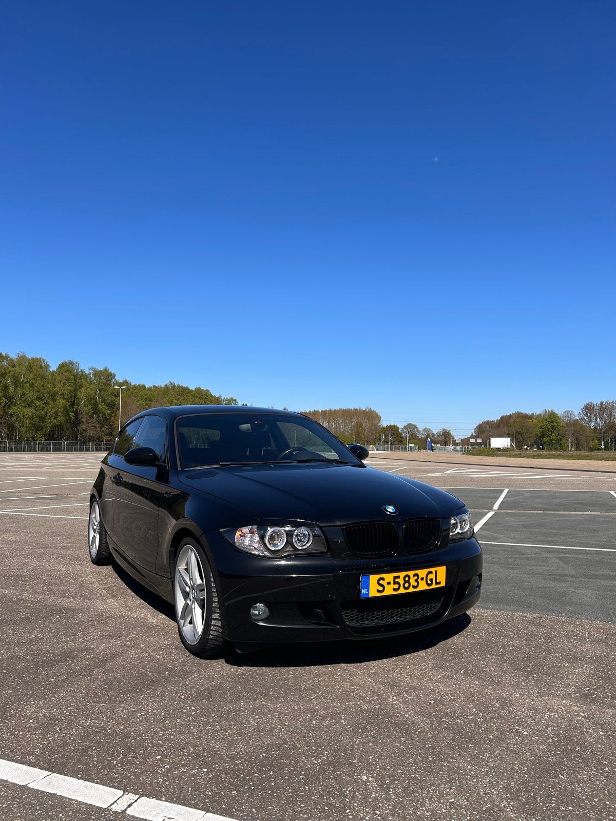 BMW 1-Serie 2.0 118I 3DR 2008 Zwart, Auto's, 1-Serie, 1995 cc, Zwart, 4 stoelen