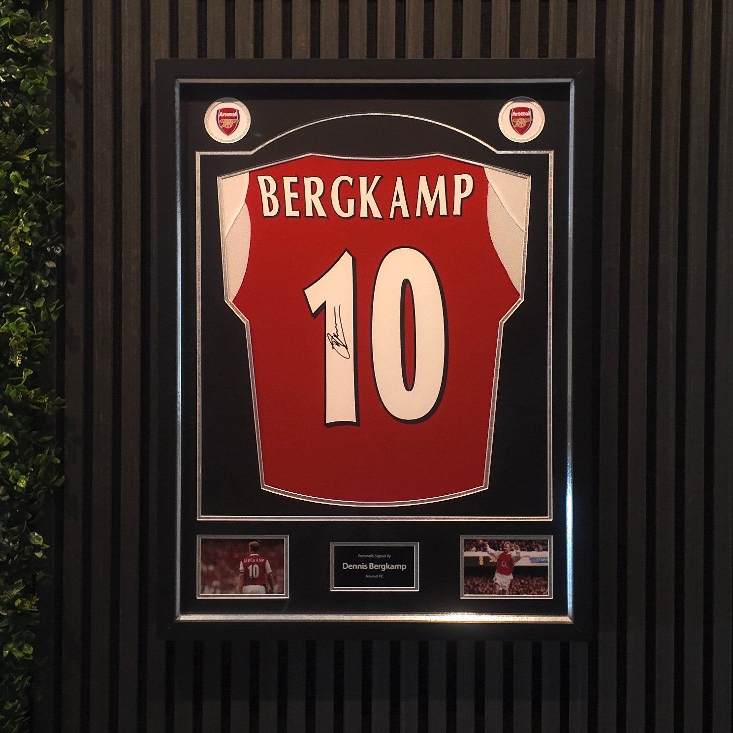 Dennis Bergkamp gesigneerd Arsenal thuisshirt ingelijst COA, Verzenden, Nieuw