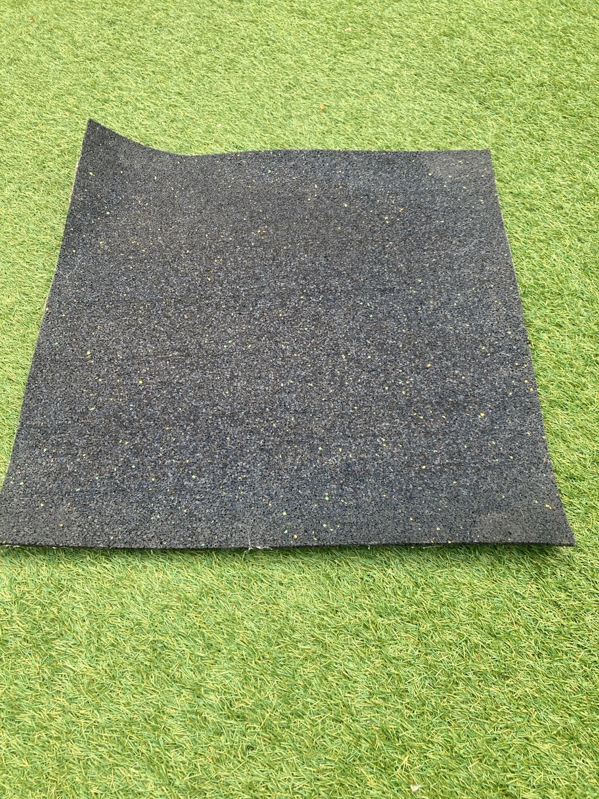 Rubberen tegel, Huis en Inrichting, Stoffering | Tapijten en Kleden, Ophalen, Minder dan 50 cm, Gebruikt, Zwart