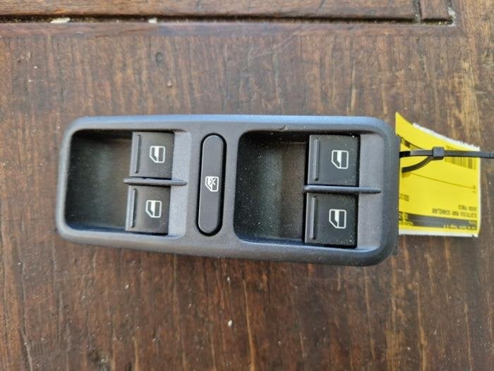 Elektrisch Raam Schakelaar van een Skoda Fabia, Auto-onderdelen, Gebruikt, -, -, Skoda