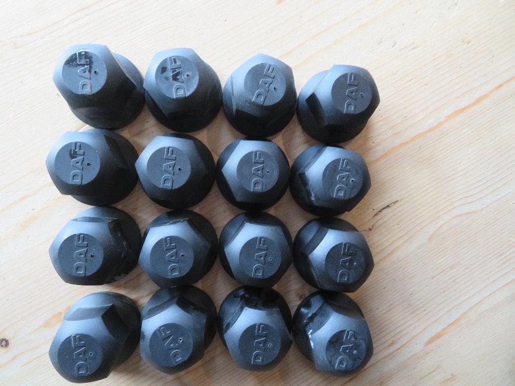 17x Plastic wielmoerdop DAF 0371698 0a CF65 CF75 CF85 36 mm, Ophalen of Verzenden, Gebruikt, DAF