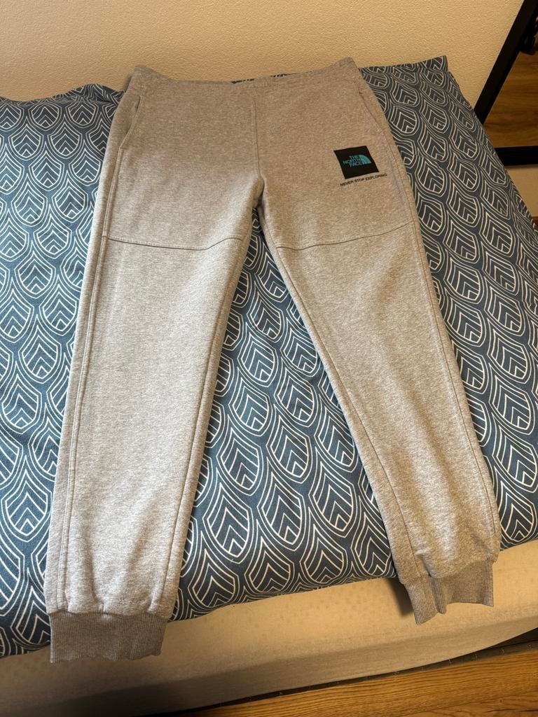 The North Face Trainingspak Heren - Comfortabel en Stijlvol, Ophalen of Verzenden, Zo goed als nieuw, Maat 56/58 (XL), Grijs