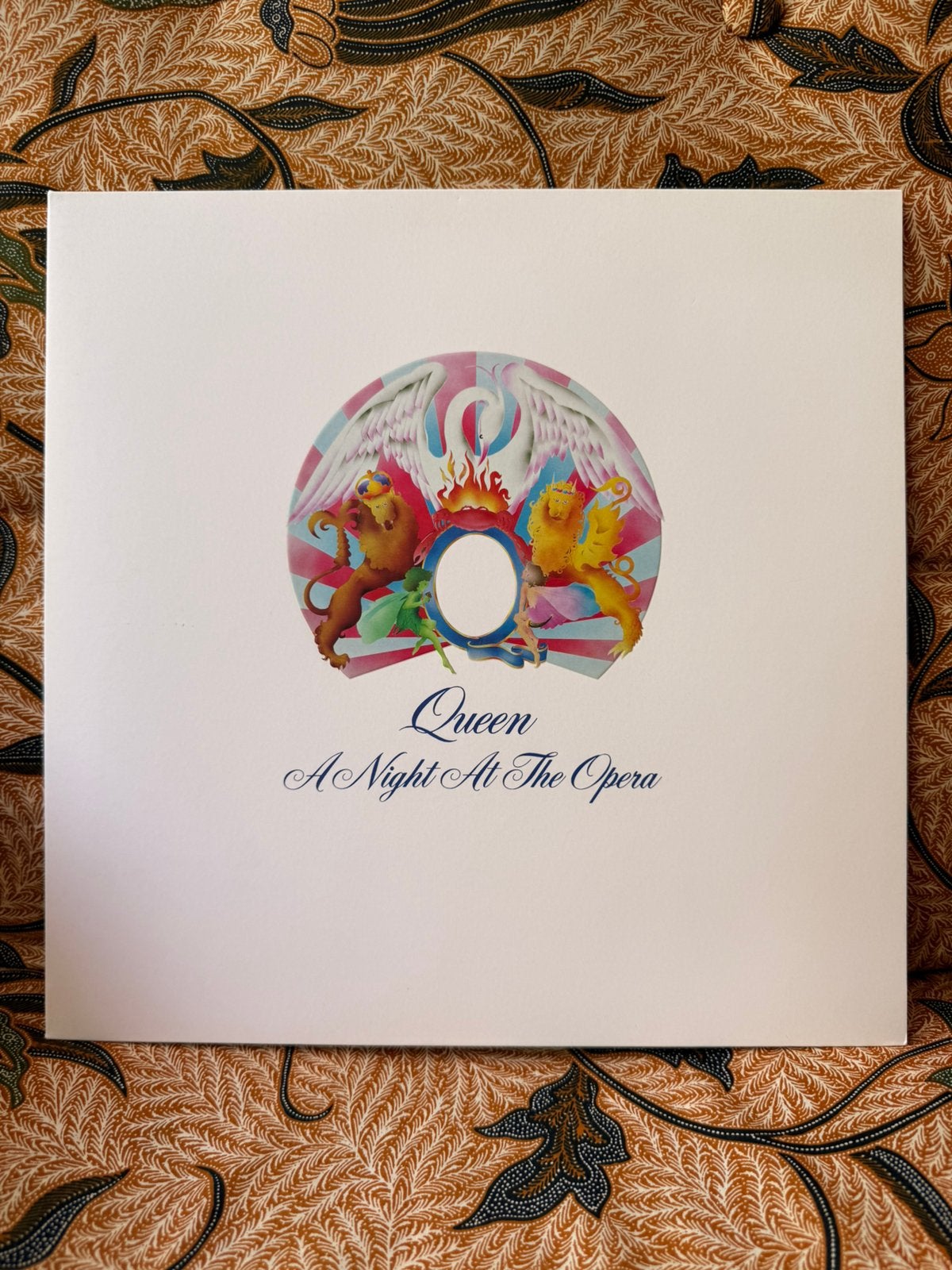 Queen - A Night At The Opera LP | 2015 Remaster, Ophalen of Verzenden, Zo goed als nieuw