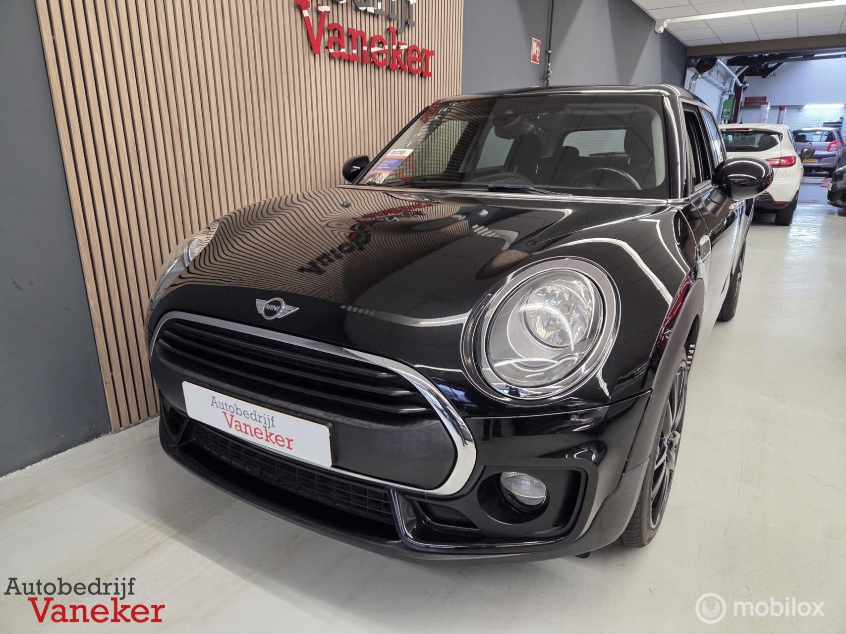 Mini Clubman 1.5 One Pepper Business Plus|Navi|Cruise|Stoelv, Voorwielaandrijving, Stof, Gebruikt, 102 pk