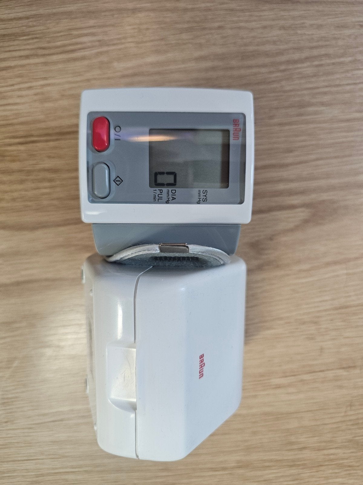Braun Bloeddrukmeter 6050 - Polsmodel, Ophalen of Verzenden, Gebruikt, Overige typen