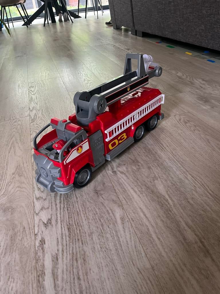 Paw Patrol Ultimate Rescue Brandweerwagen, Kinderen en Baby's, Speelgoed | Speelgoedvoertuigen, Ophalen of Verzenden, Zo goed als nieuw