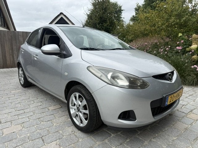 Mazda 2 1.3 TS (bj 2009), Auto's, Dealer onderhouden, Gebruikt, 31 €/maand, 4 cilinders