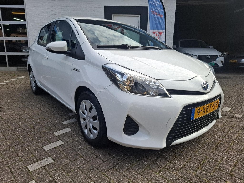 Toyota Yaris 1.5 Full Hybrid Aspiration Automaat | Camera |, Auto's, Euro 5, Gebruikt, 4 cilinders, Origineel Nederlands
