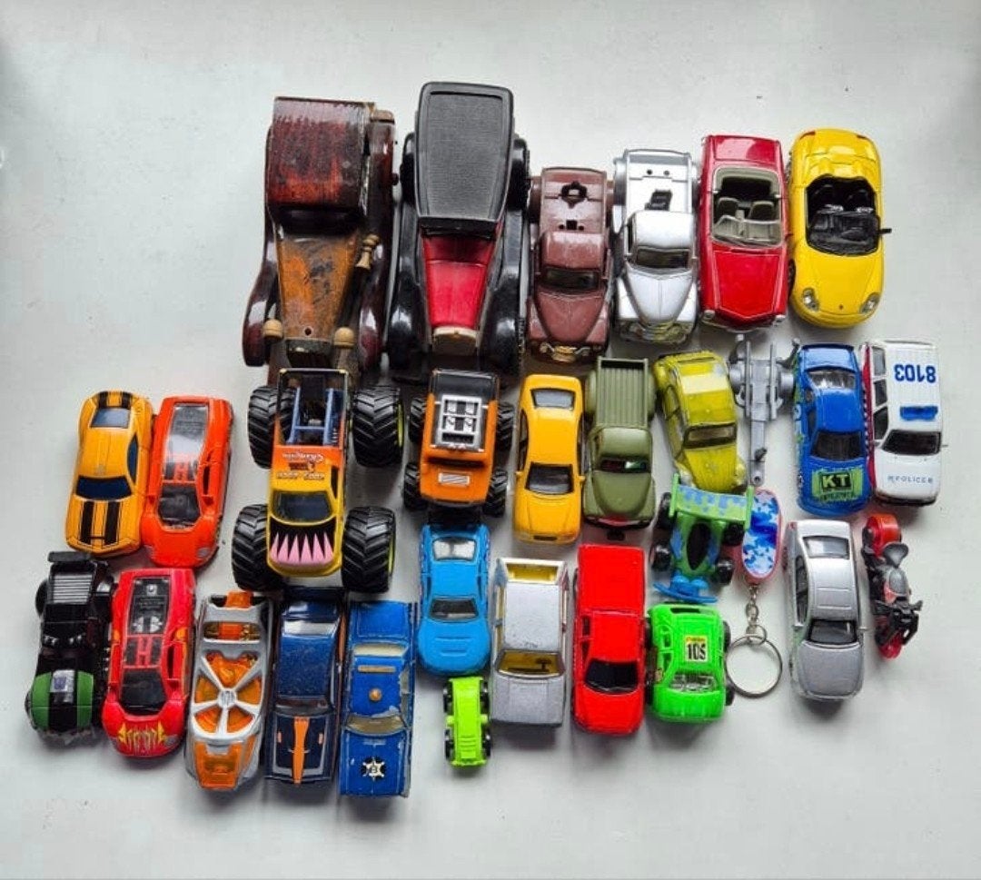Grote verzameling miniatuur auto's - van alles wat, Ophalen
