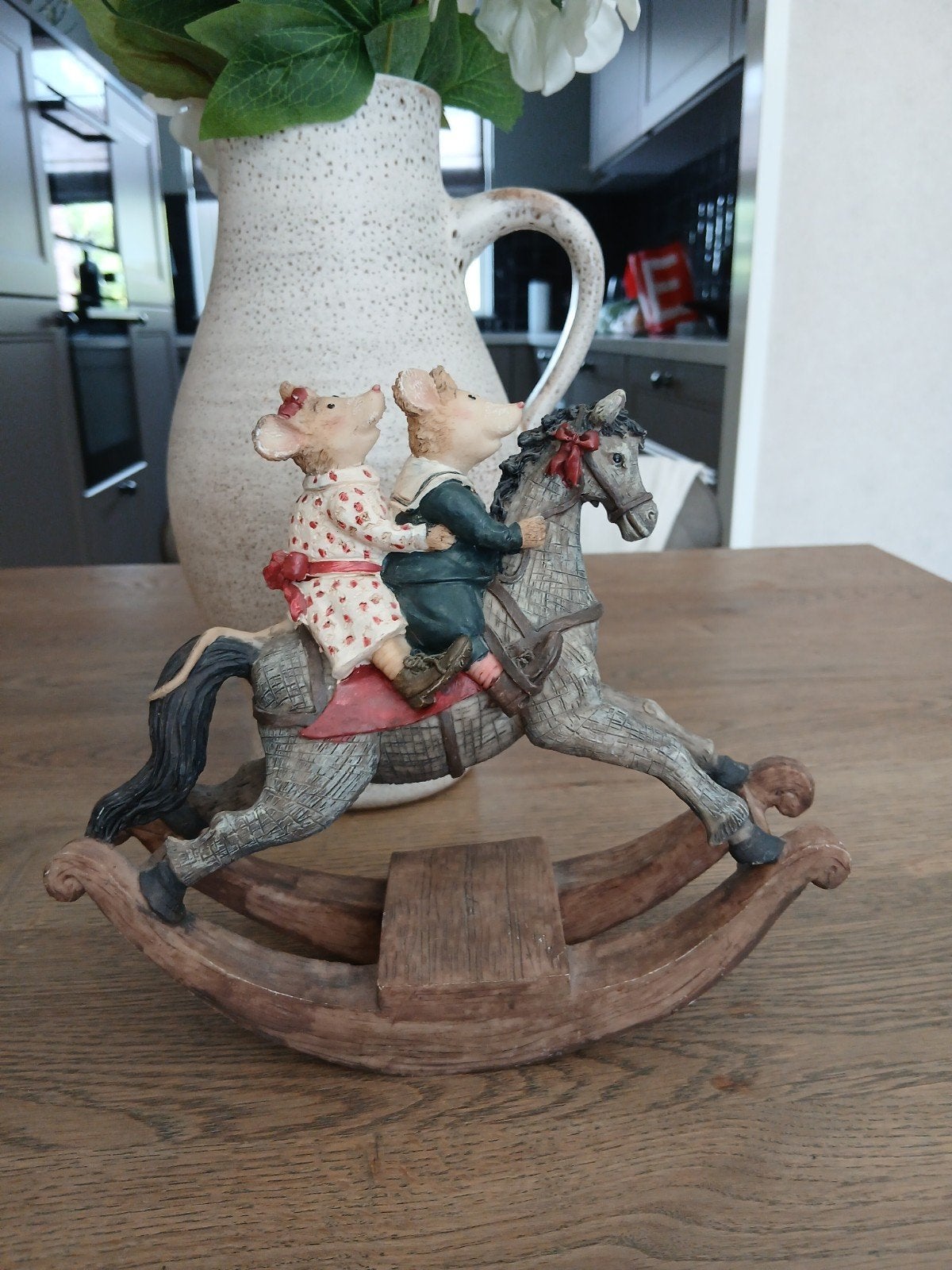 Unieke decoratie: muizen op hobbelpaard, Vintage, Gebruikt, Meerkleurig, Overige materialen