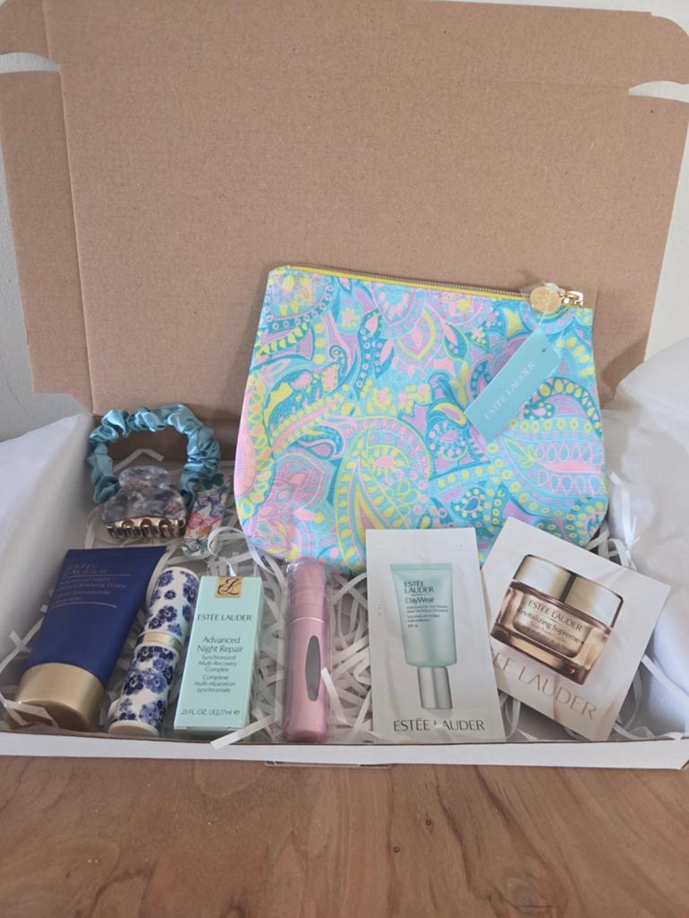 Estee Lauder Giftbox met diverse producten, Ophalen of Verzenden, Nieuw, Overige typen