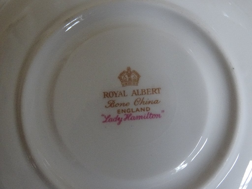 Kop-en-schotel, Royal Albert, LADY HAMILTON, gaaf, Antiek en Kunst, Ophalen of Verzenden