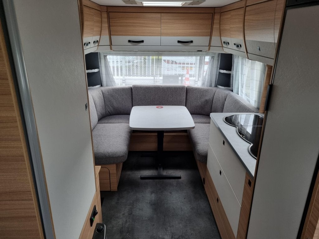 Dethleffs Summer Edition 470 FR - Dakairco -, Caravans en Kamperen, Rondzit, Bedrijf, Dethleffs, 5 tot 6 meter