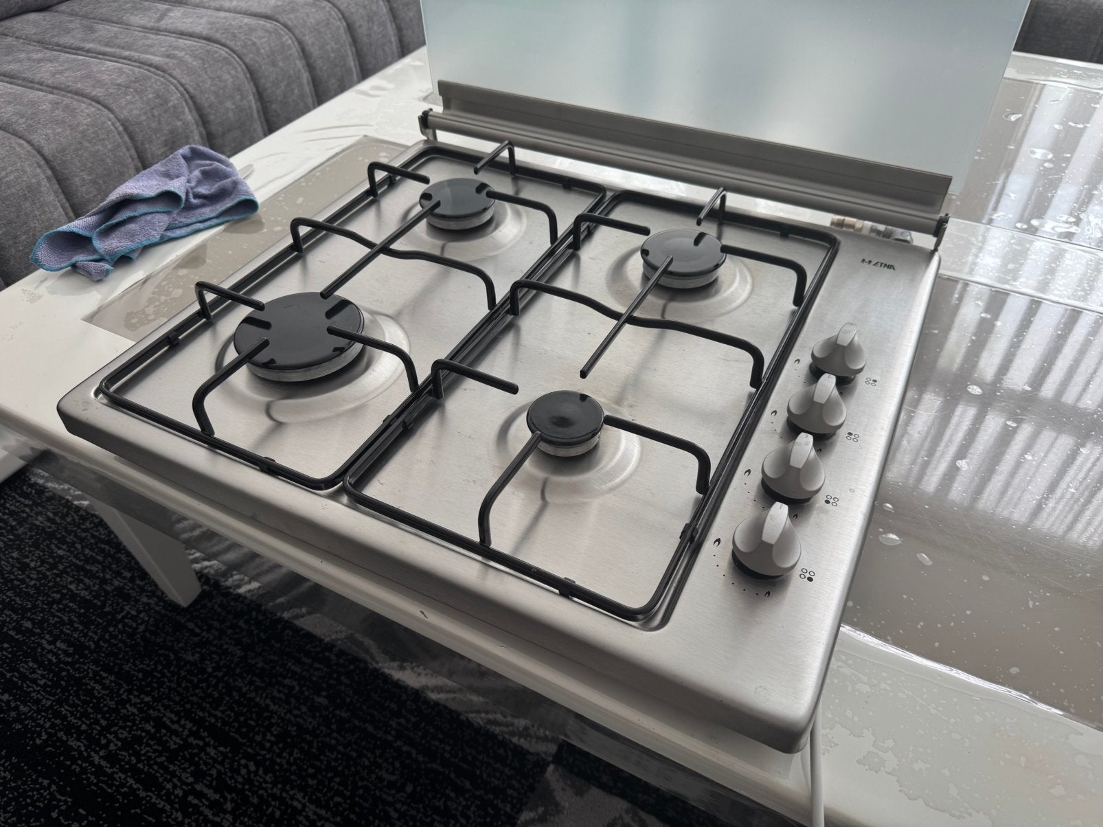 4 Pits Gasstel | Etna | Elektrische Ontsteking | Gasslang, Ophalen, Gebruikt, 4 kookzones, Gas