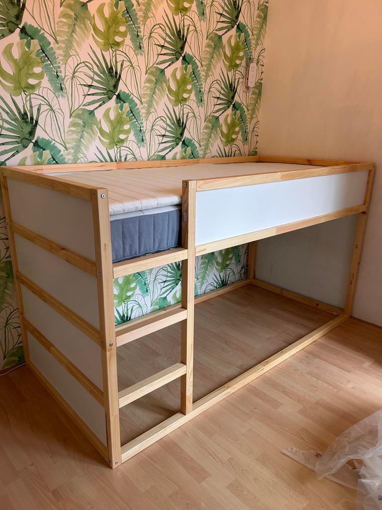 Z.g.a.n. Ikea Vesteröy matras 90x200 cm t.e.a.b., Ophalen, Zo goed als nieuw, Eenpersoons, 90 cm