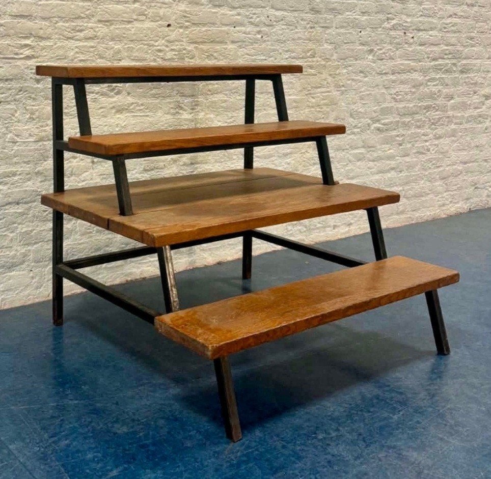 Stevige Etagere / Podiumtrap van Hout en Metaal, Antiek en Kunst, Ophalen
