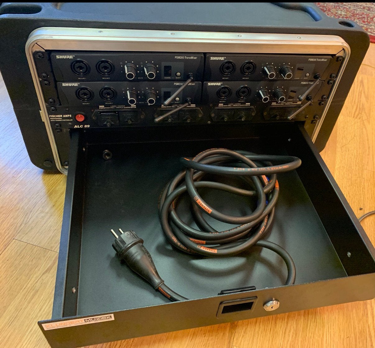 Shure PSM200 In-Ear Monitor Systeem met Fischer Amps, Ophalen, Gebruikt, Minder dan 5 kanalen
