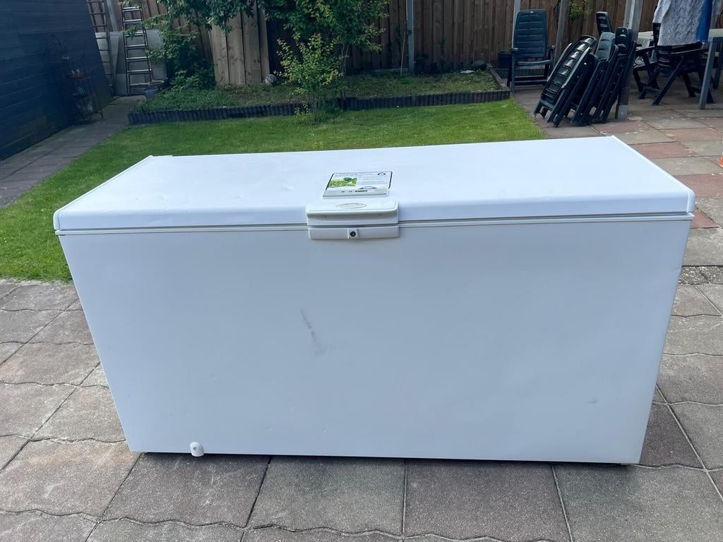 Whirlpool Vrieskist met 6th Sense Technologie, Witgoed en Apparatuur, Vriezers en Diepvrieskisten, 90 cm of meer, Vrieskist, Minder dan 85 cm