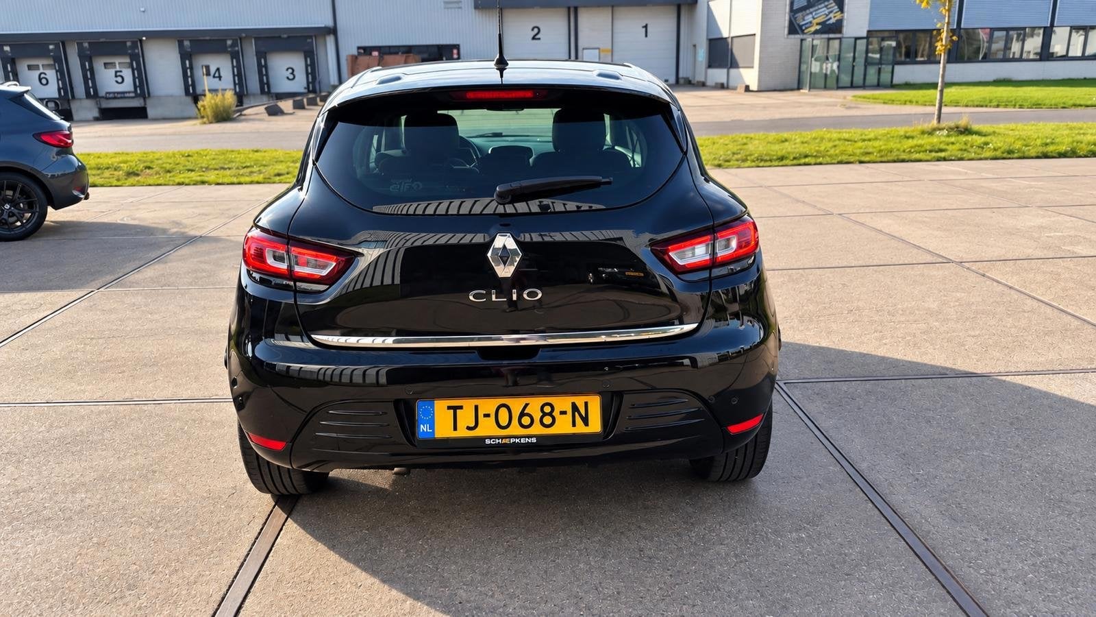 Renault Clio 0.9 TCe Intens Cam/PDC/Cruise/Navi, Voorwielaandrijving, 898 cc, Gebruikt, Origineel Nederlands