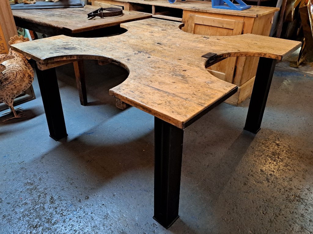 Uniek echte antieke goudsmid atelier werk tafel 148 x 148 cm, Ophalen
