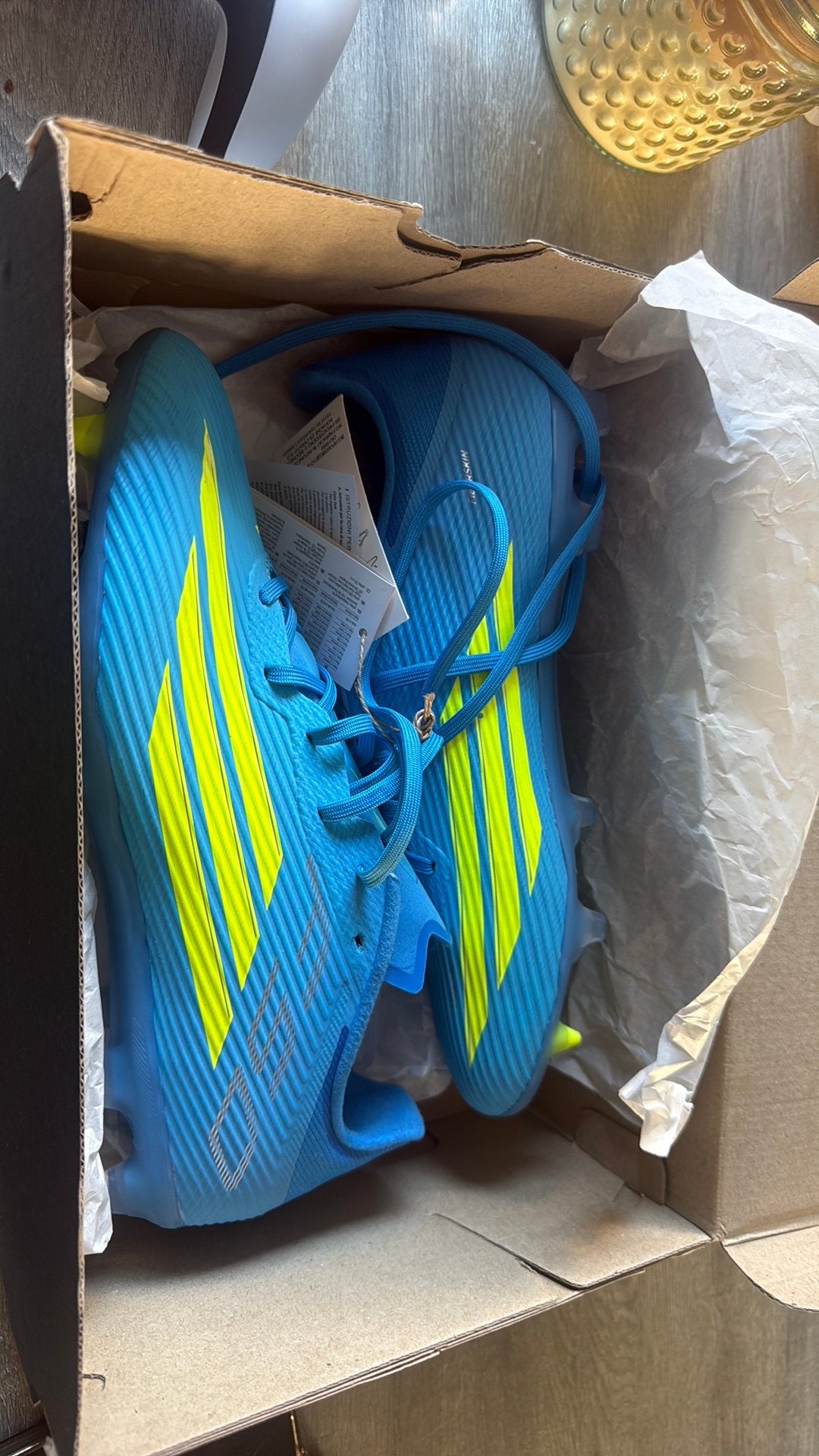Nieuw in doos adidas F50, Ophalen, Maat XS of kleiner, Schoenen, Nieuw