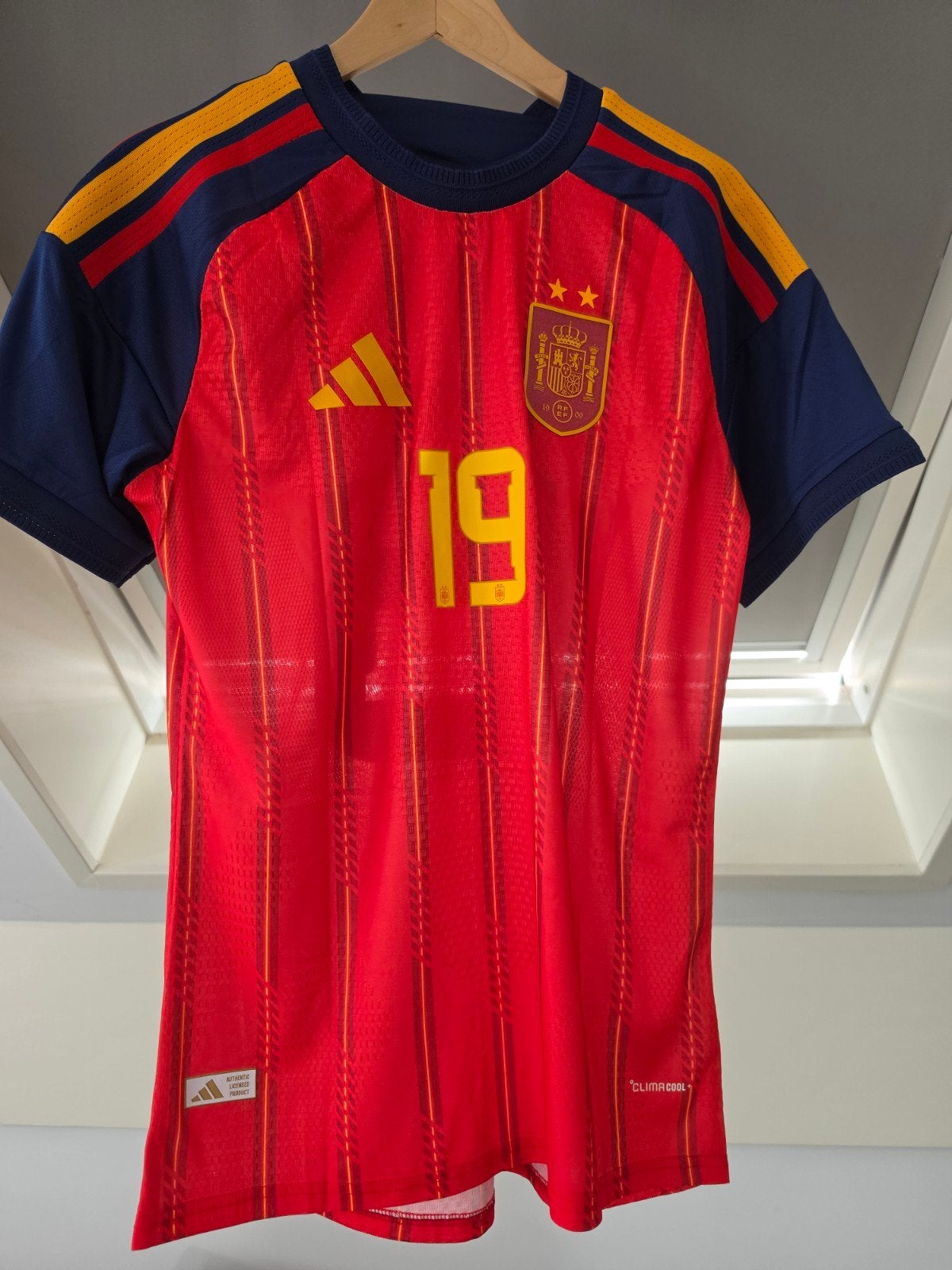 Spanje Voetbalshirt Player Version Lamine Yamal 19 - L WK 26, Maat L, Ophalen of Verzenden, Nieuw, Shirt