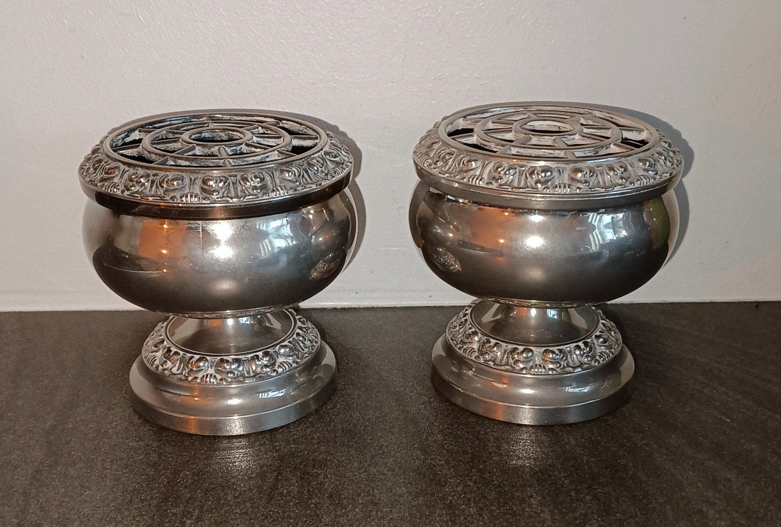 Vintage Verzilverde Rozenvaasjes - Set van 2, Ophalen of Verzenden