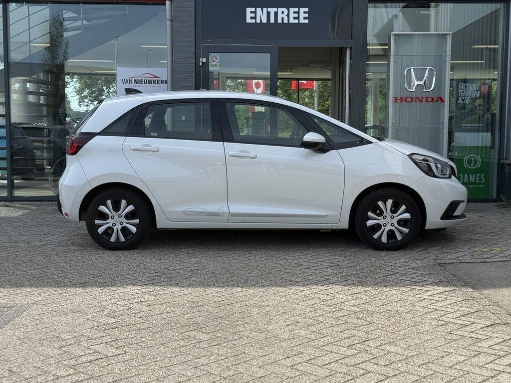 HONDA Jazz 1.5 i-MMD 109pk Hybrid Automaat Elegance | CARPLA, Auto's, Automaat, 12 maanden, Leder en Stof, Wit