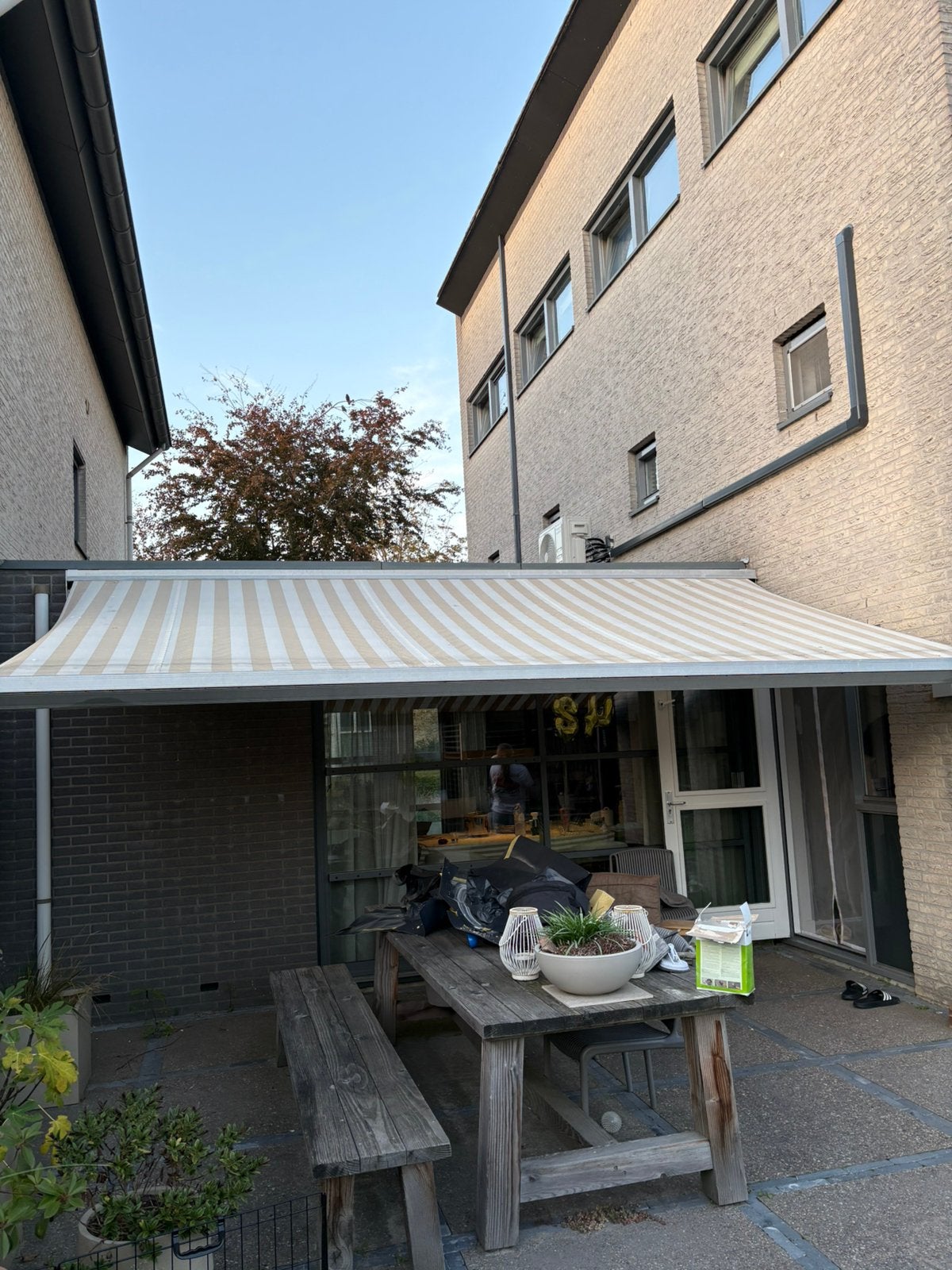 Knikarm scherm elektrisch, Ophalen, Elektrisch, Zo goed als nieuw, 150 tot 300 cm
