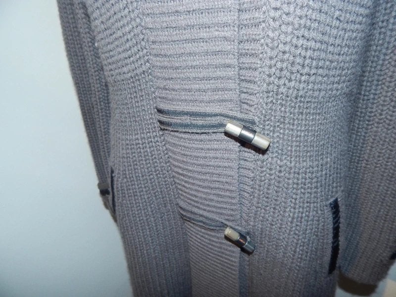 Marccain lang gebreid vest houtje touwtje sluiting merk N4, Maat 38/40 (M), Bruin, Verzenden, Zo goed als nieuw