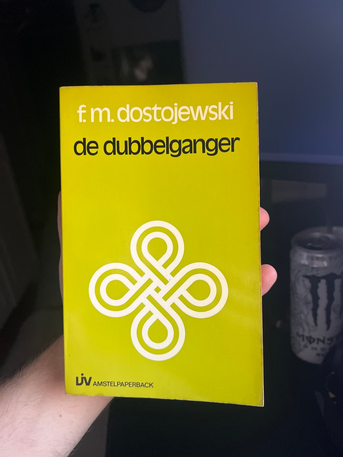De Dubbelganger - F.M. Dostojevski (Amstelpaperback), Boeken, Literatuur, Ophalen of Verzenden, Gelezen, Nederland