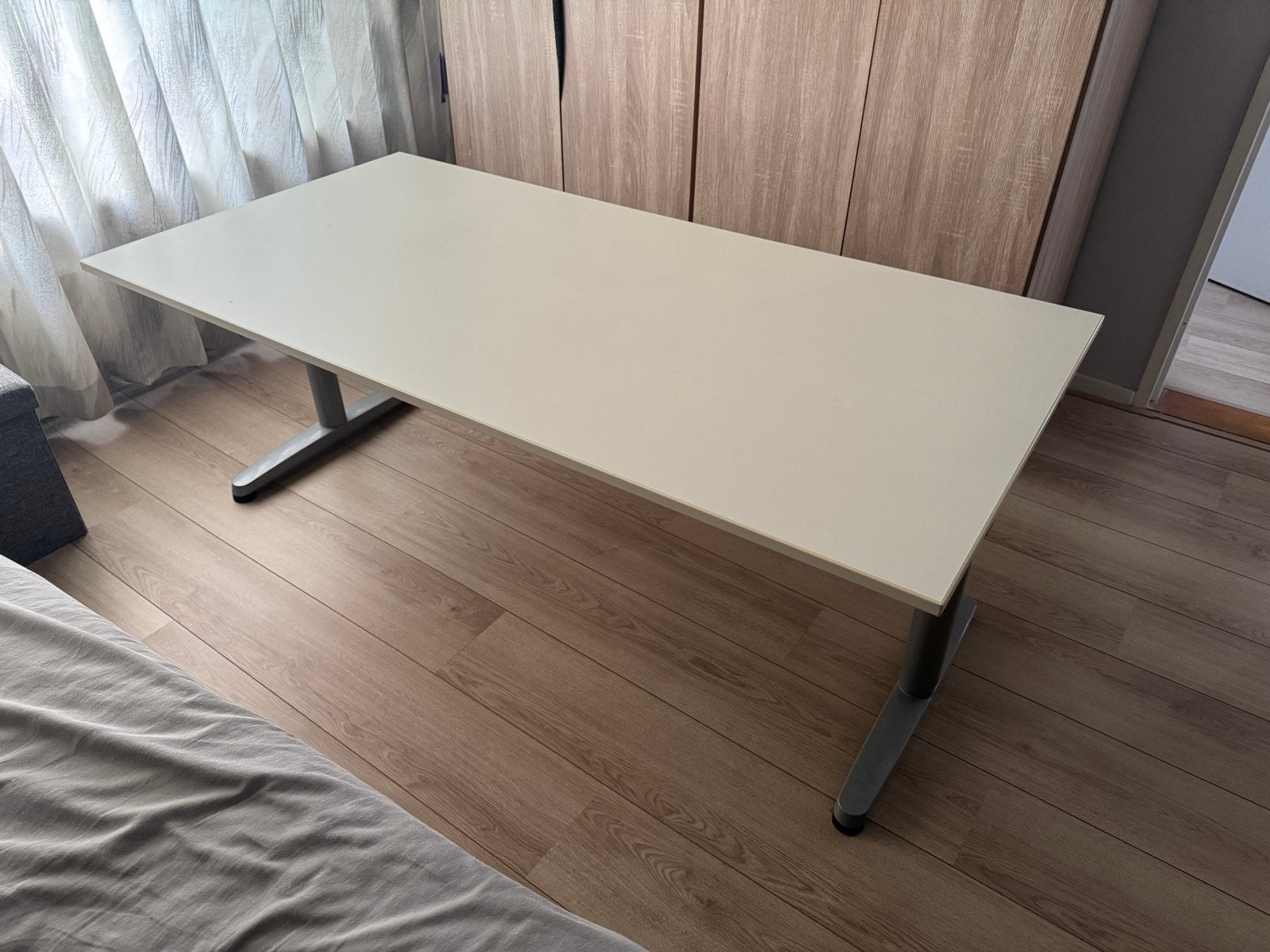 Ikea Galant bureau 160x80cm Wit, in hoogte verstelbaar, Ophalen, Gebruikt, Spaanplaat of MDF, In hoogte verstelbaar