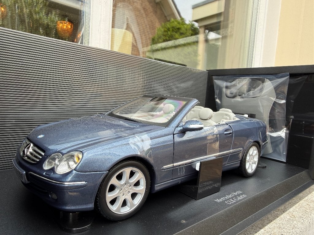 1:18 Mercedes A209 CLK Cabrio CLK500 blauw Kyosho, Kyosho, Auto, Nieuw, Ophalen of Verzenden