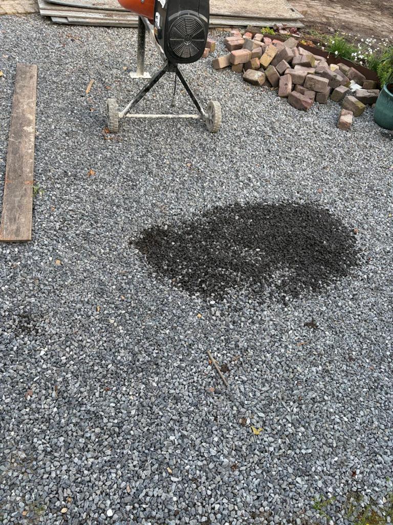 Zwart bassalt split. Ongeveer 2.5m3 !gratis af te halen!, Ophalen, Antraciet, Zo goed als nieuw, Split