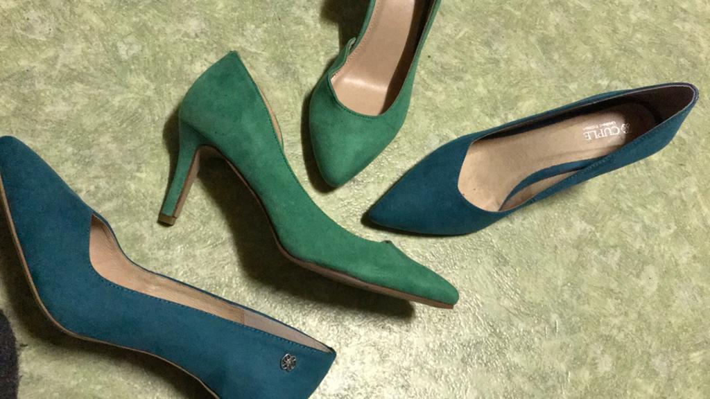 Pumps dames, Kleding | Dames, Schoenen, Ophalen of Verzenden, Zo goed als nieuw, Groen
