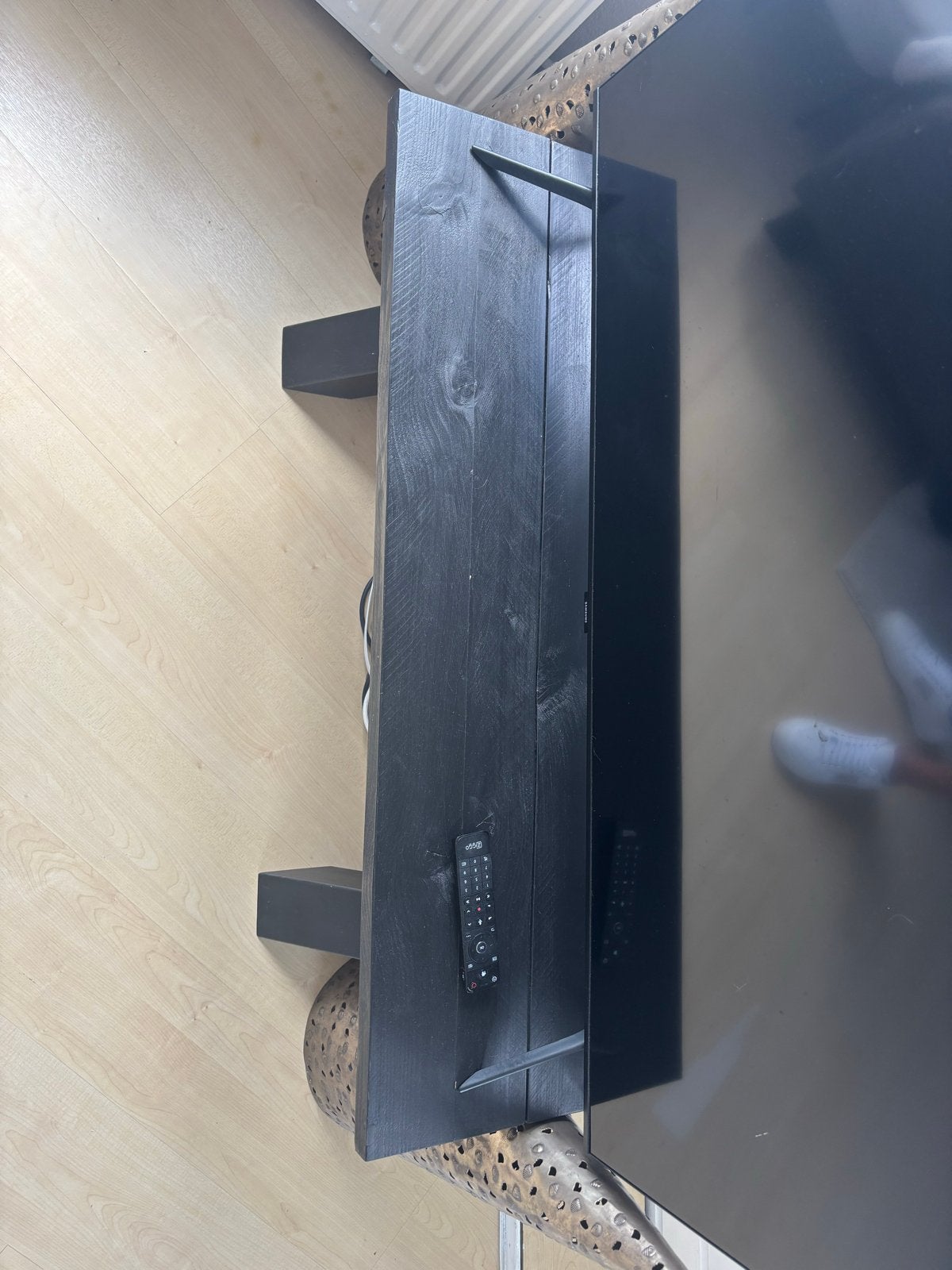 Stijlvol houten TV meubel/bankje met kruispoot design, Ophalen, Gebruikt, 100 tot 150 cm, Minder dan 100 cm