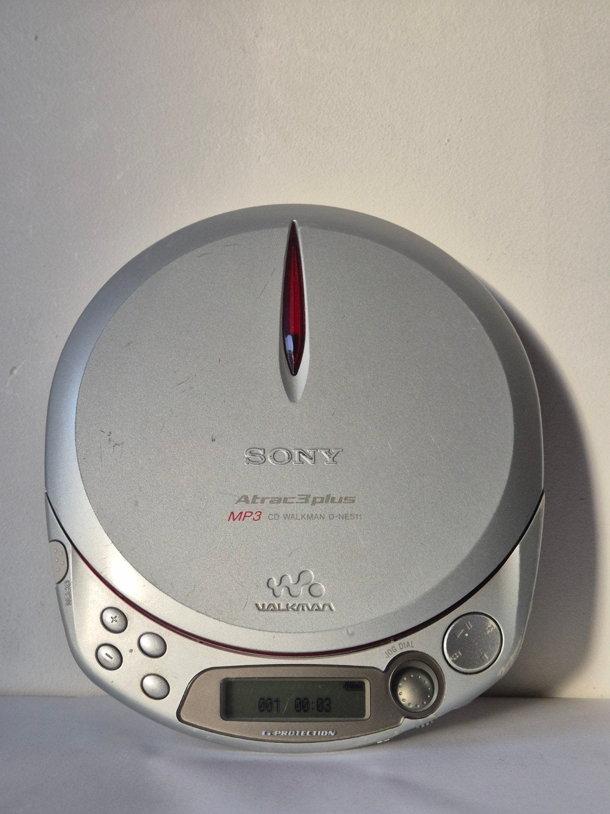 Sony Walkman D-NE511 MP3 Discman - Zilver - Getest Werkend, Ophalen of Verzenden, Discman