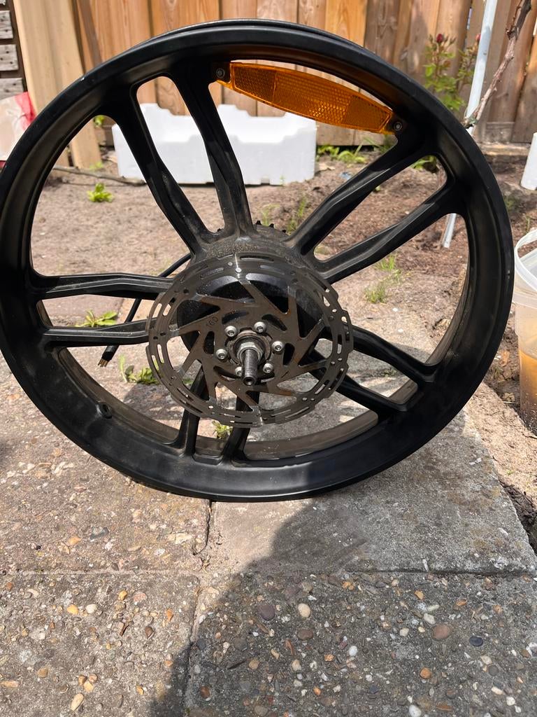 Elektrische fiets achterwiel met motor en schijfrem, Ophalen of Verzenden, Zo goed als nieuw