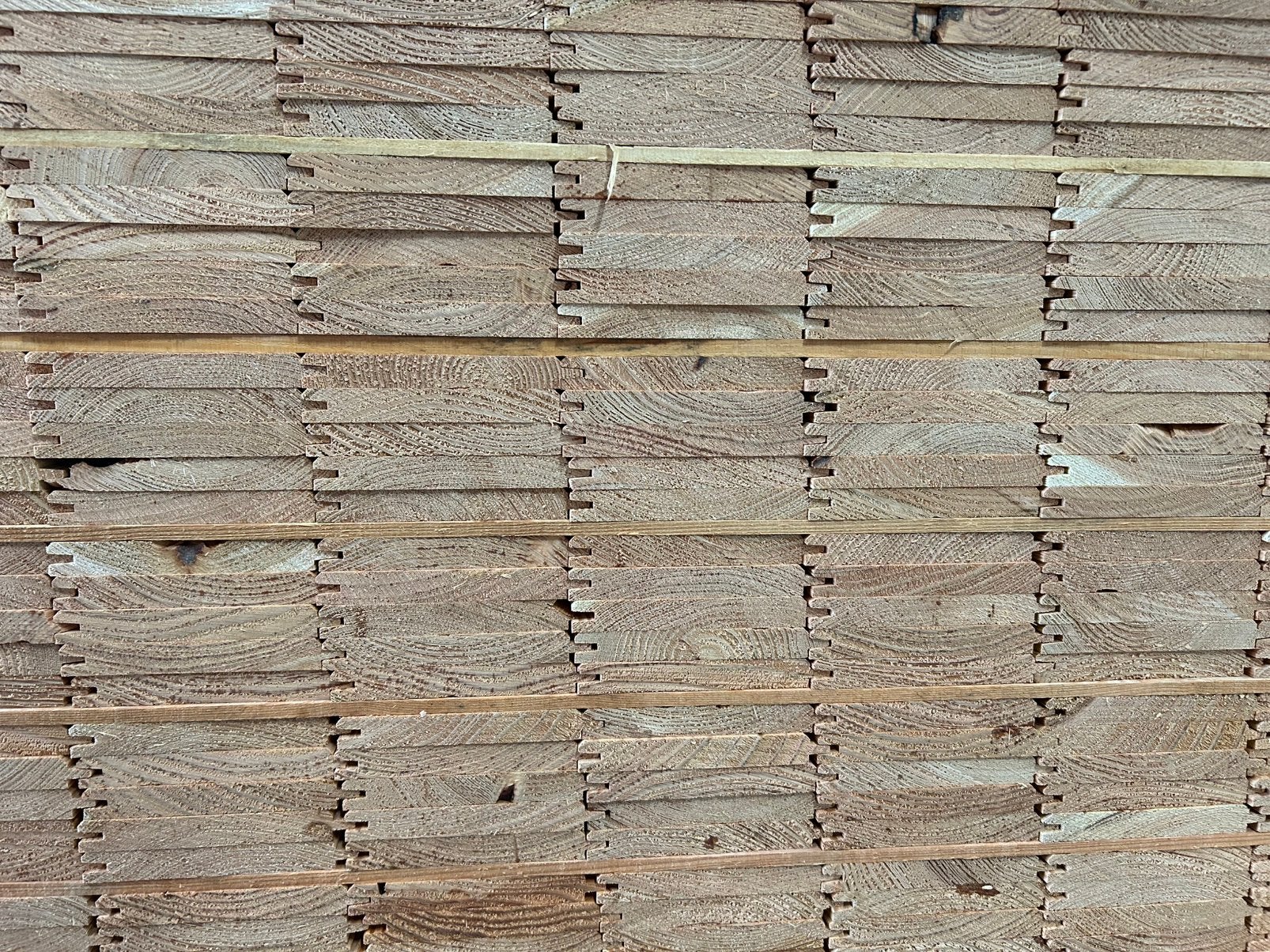Douglas / lariks mes en groef 18x105mm wb schrootjes visbek, Ophalen, Zo goed als nieuw, 250 cm of meer, Planken