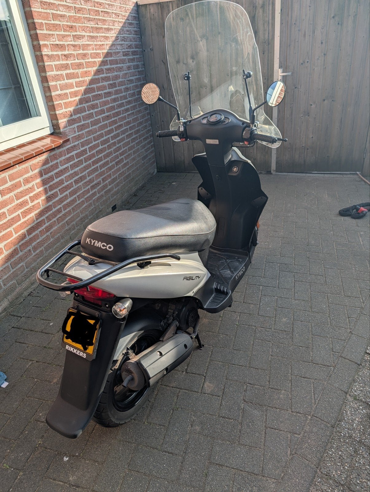 Kymco Agility 50 Grijs, Ophalen, Kymco, Zo goed als nieuw, Benzine