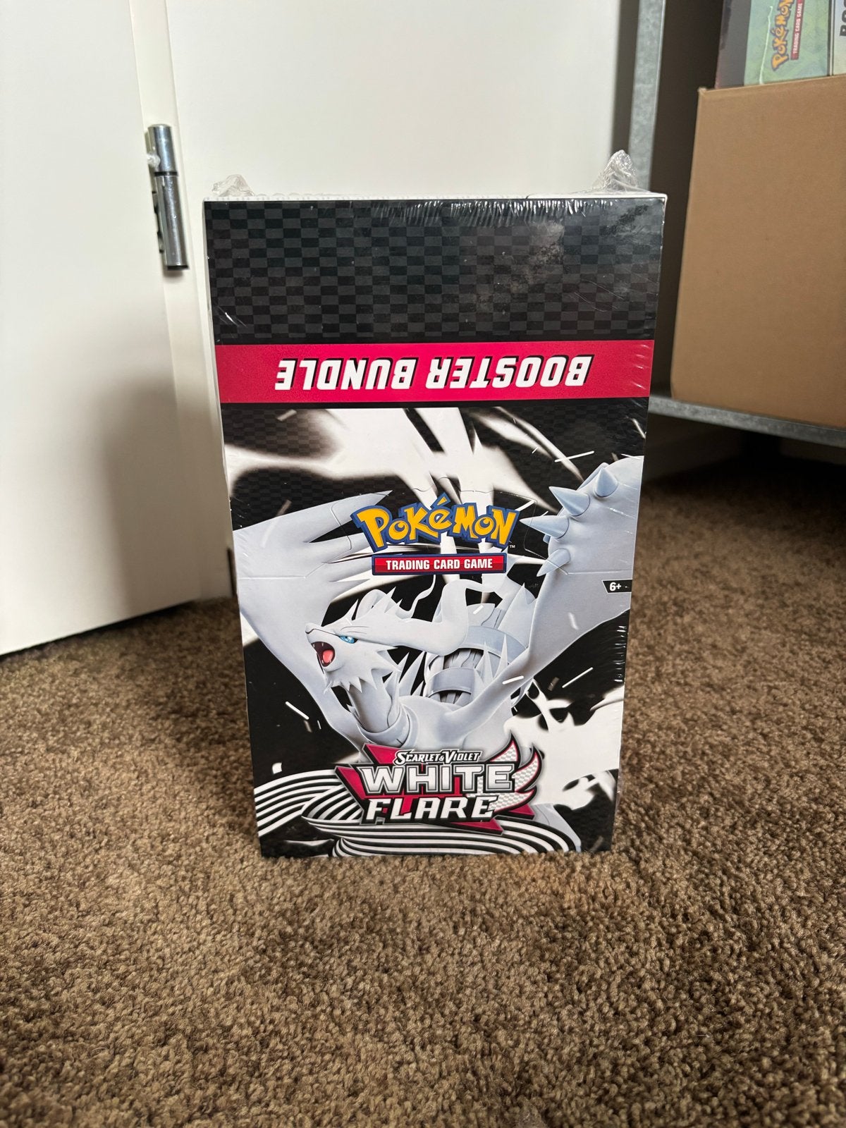 Pokémon TCG White Flare Booster Bundle display, Ophalen of Verzenden, Nieuw, Boosterbox