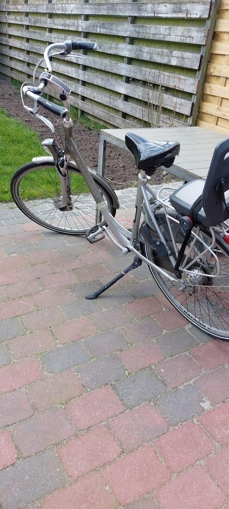 Batavus damesfiets, Ophalen
