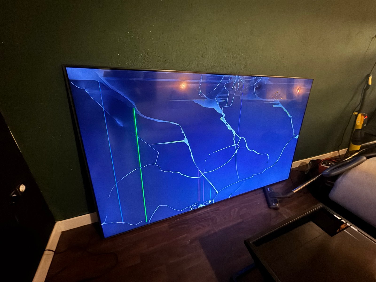 SAMSUNG 85 inch QLED TV met LCD defect, Ophalen, QLED, Samsung, 100 cm of meer