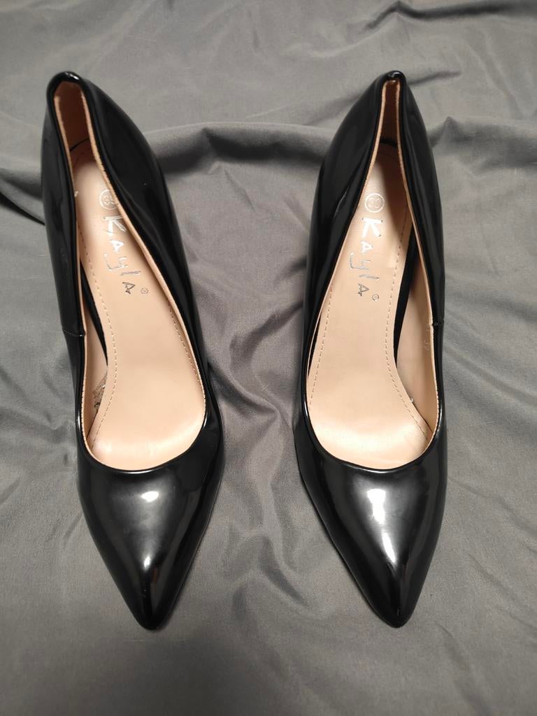 Hakjes schoenen, Ophalen of Verzenden, Zo goed als nieuw, Zwart